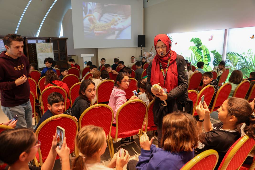 Konya’nın dünyaca ünlü bahçesinde öğrenciler, egzotik canlılarla yakından tanışıyor 2